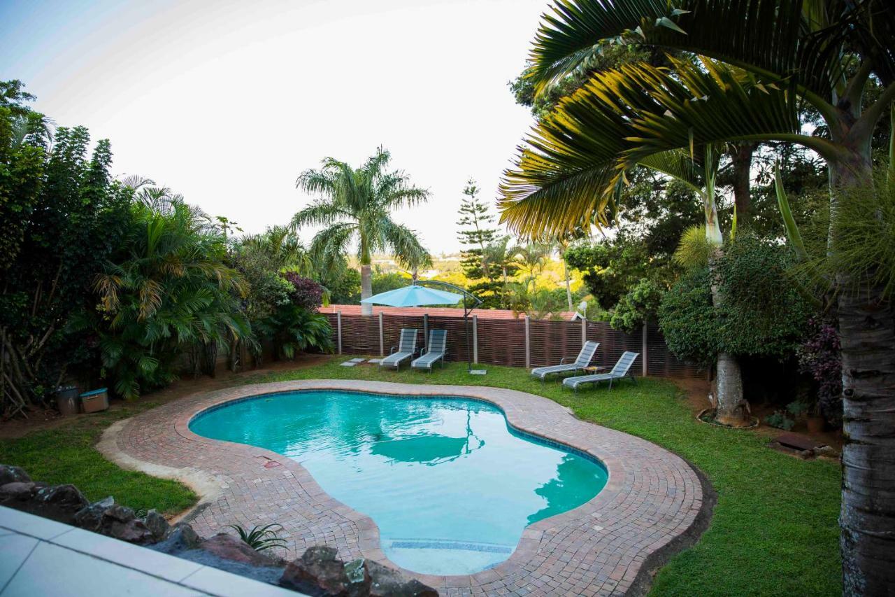 Palmwood Guesthouse อมันซิมโทที ภายนอก รูปภาพ