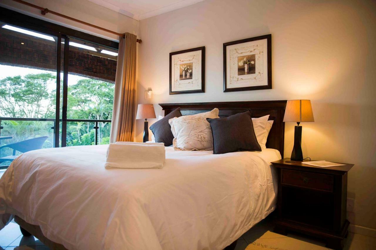 Palmwood Guesthouse อมันซิมโทที ภายนอก รูปภาพ