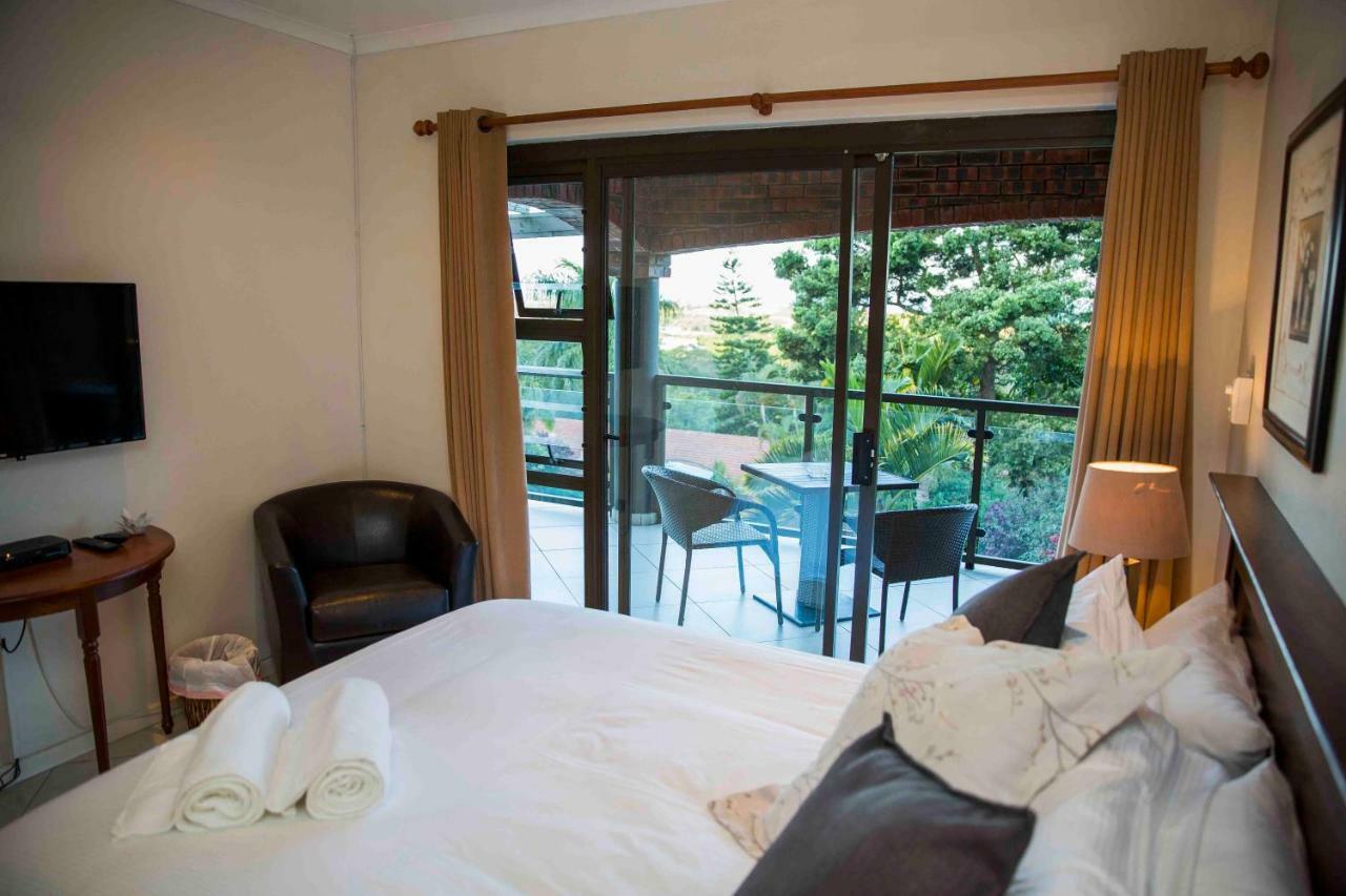 Palmwood Guesthouse อมันซิมโทที ภายนอก รูปภาพ